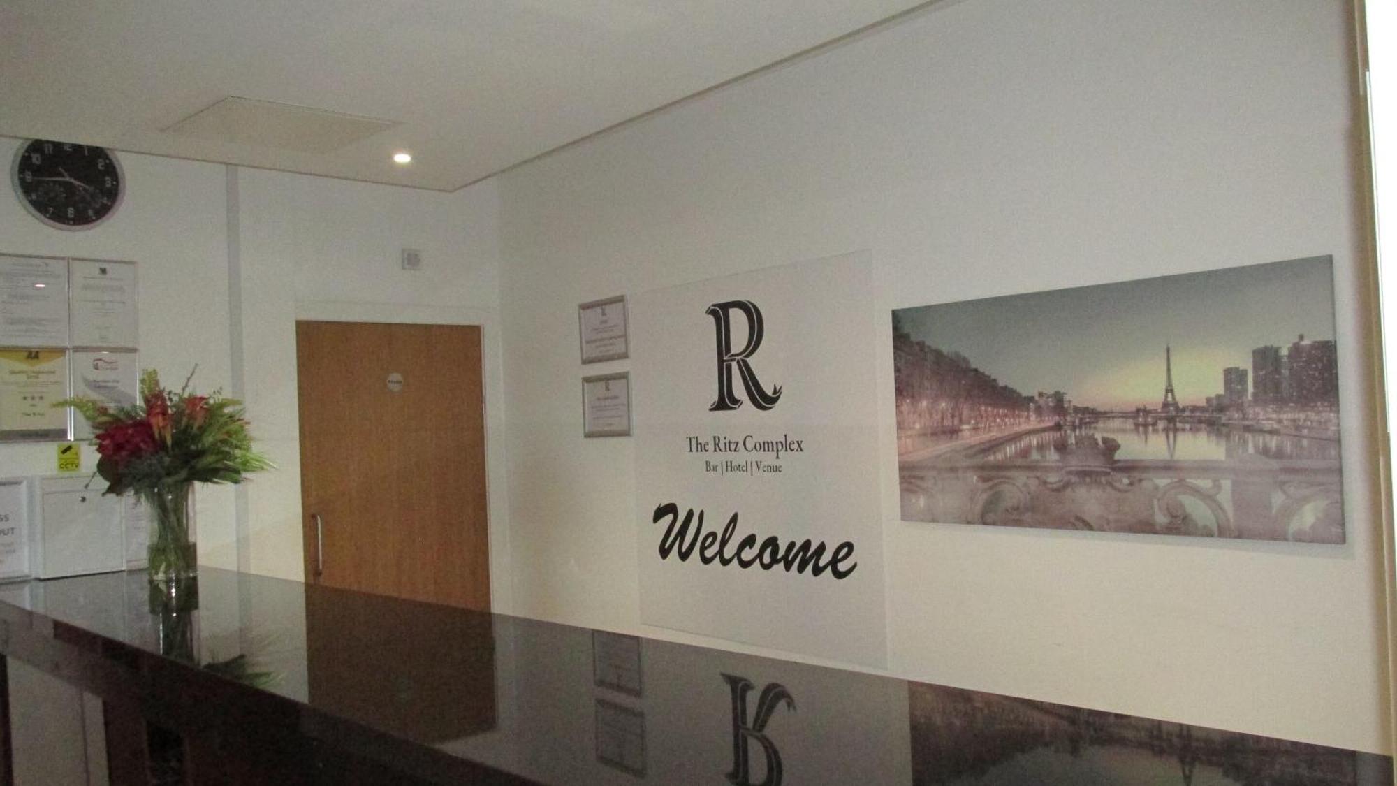 The R Inn Hotel Desborough Værelse billede